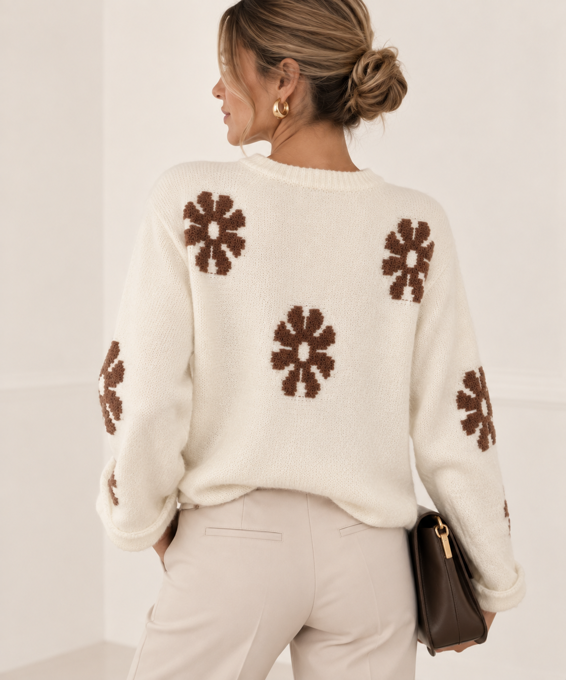 Mara-Jersey Estampado Floral Marrón